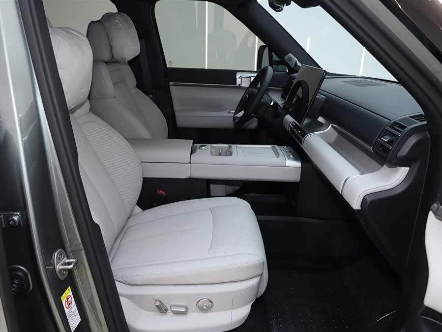 FangChengBao Tiger 7 2025 #15 FangChengBao Tiger 7 2025 car image #15