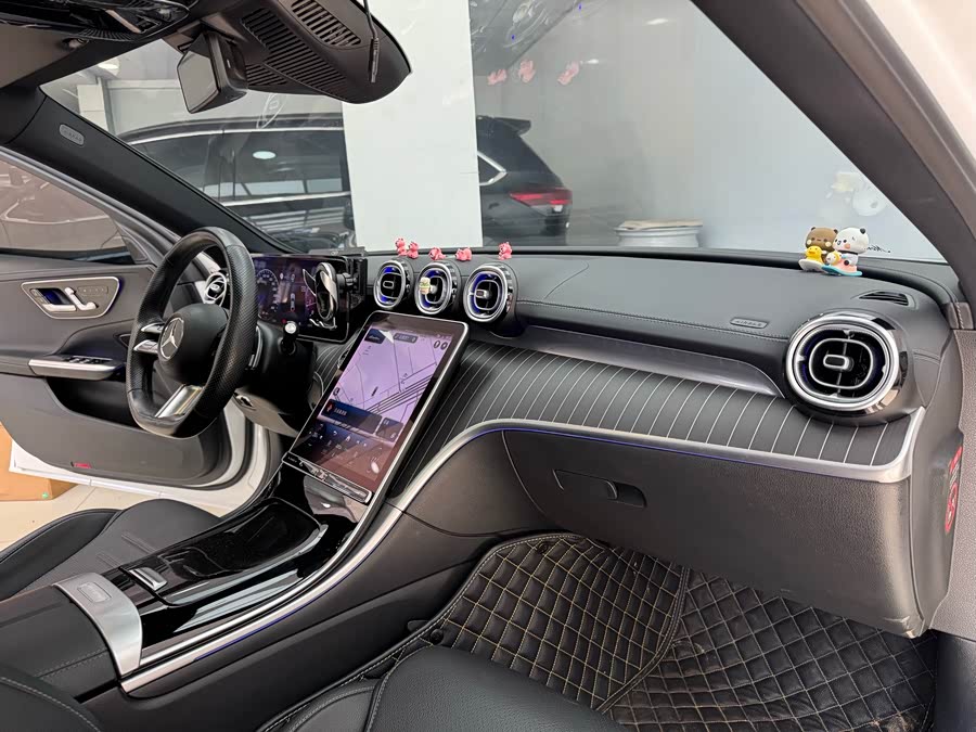 Mercedes-Benz C Class 2023 car image #15