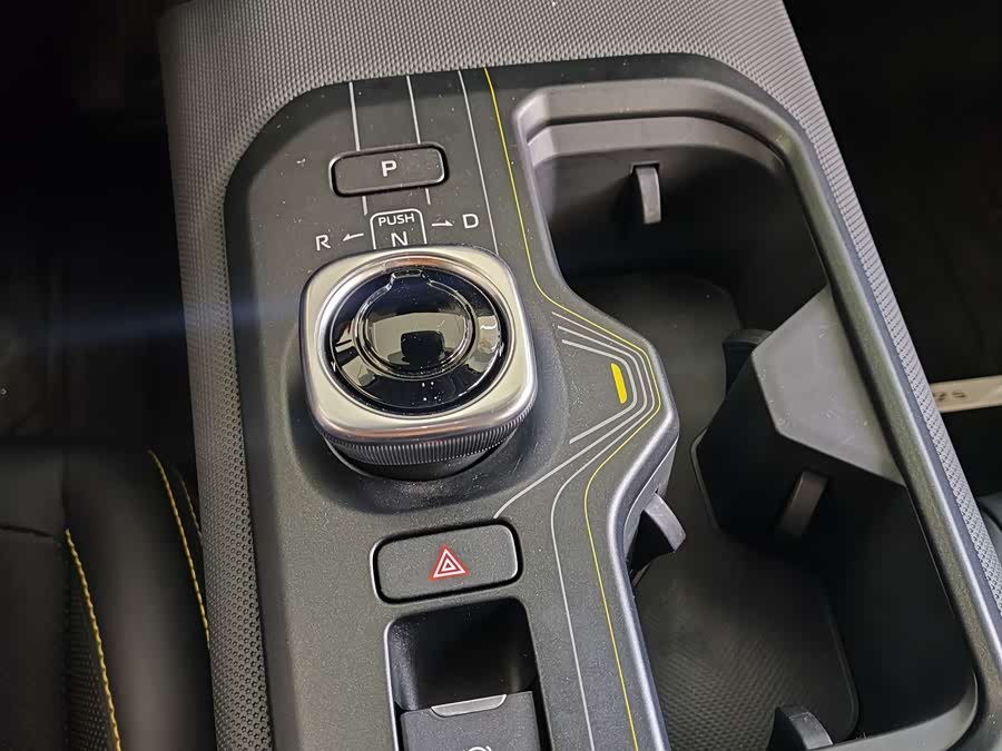 Toyota bZ5 2025 car image #15