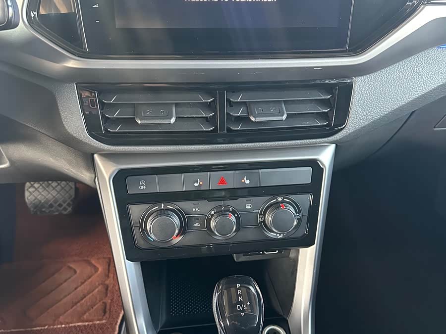 Volkswagen T-Cross 2021 #15 Volkswagen T-Cross 2021 immagine di auto #15