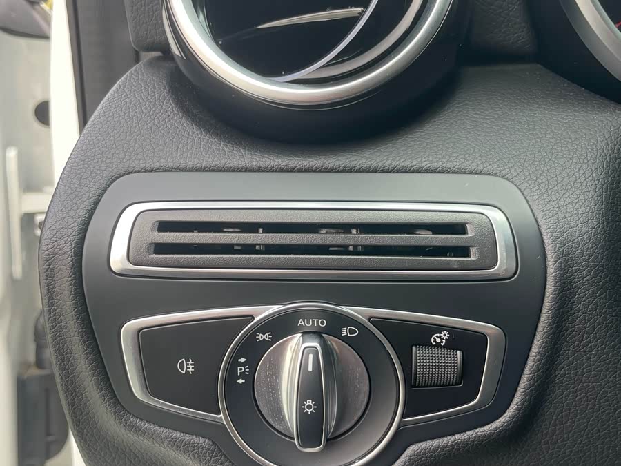 Mercedes-Benz C Class 2021 car image #15