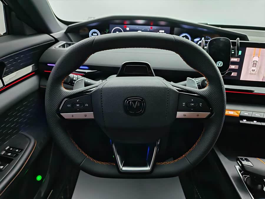 Changan UNI-V 2024 #15 Changan UNI-V 2024 car image #15