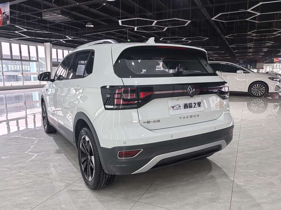 Volkswagen Tacqua 2021 car image #15