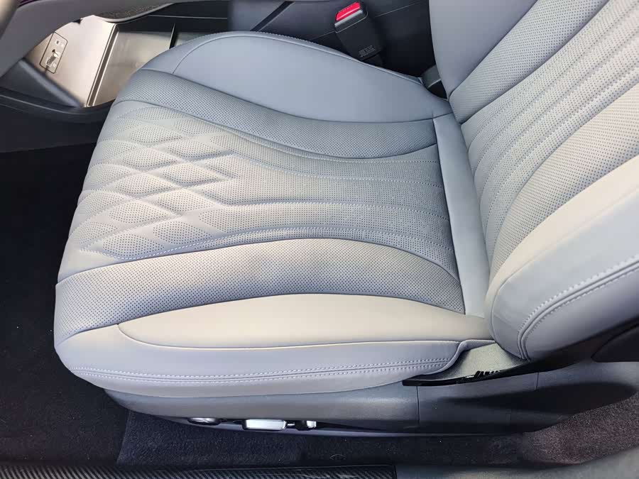 BYD Seal 07 DM-i 2024 car image #15