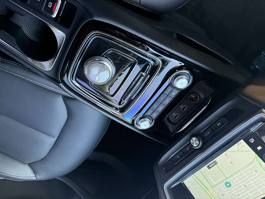 荣威 荣威Ei5 2019 汽车图片 #15