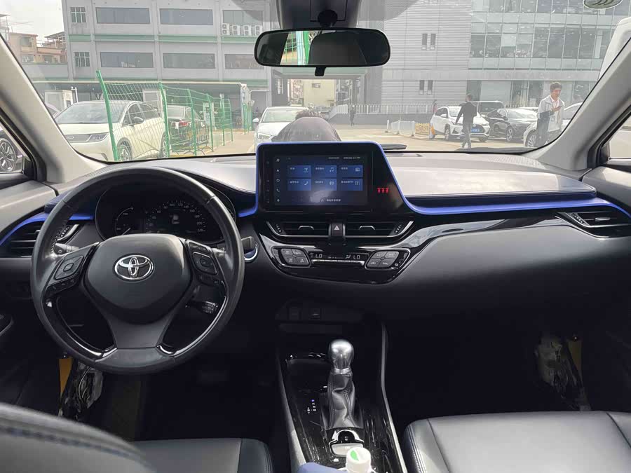 Toyota C-HR 2021 immagine di auto #15