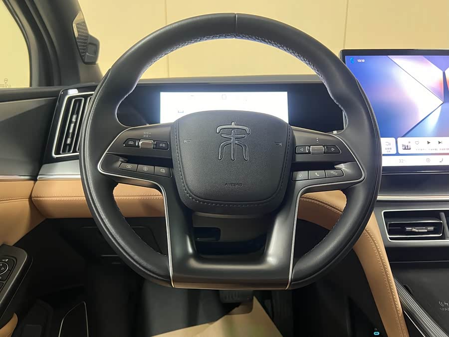 BYD SongL DM-i 2024 car image #15