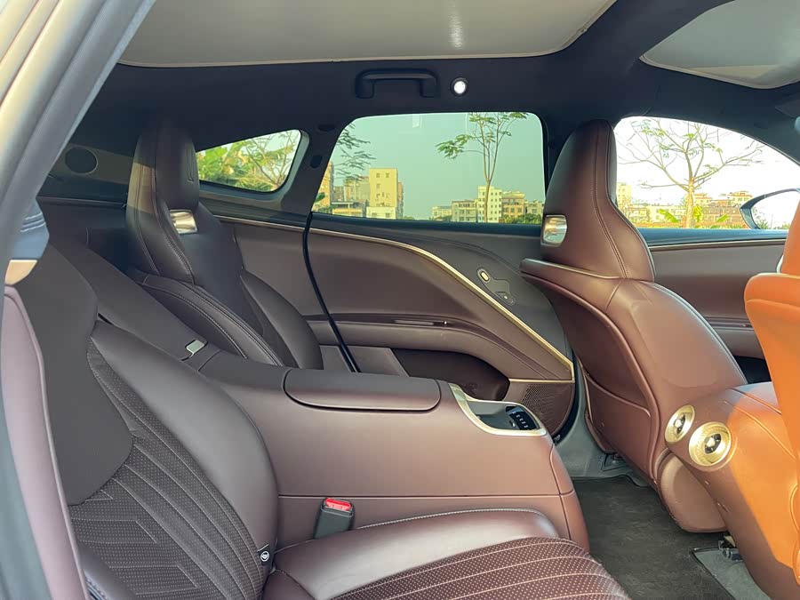 Avatr 11 2023 immagine di auto #15