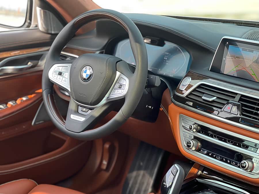 BMW 7 Series 2021 car image #15
