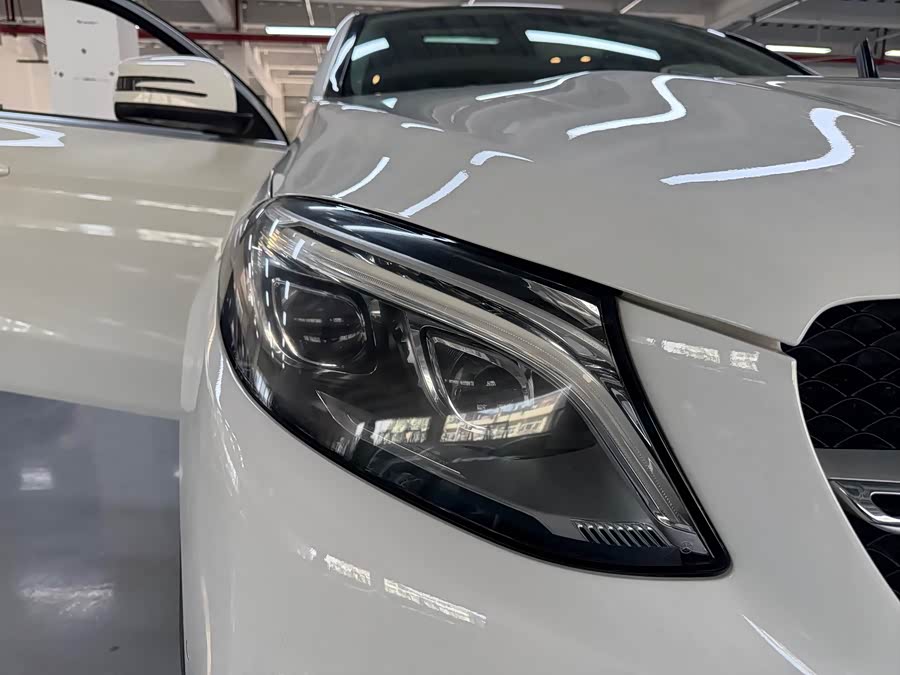 Mercedes-Benz GLE Coupe 2016 صورة سيارة #15