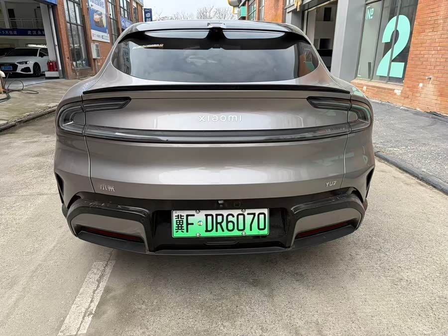 MI YU7 2025 car image #15