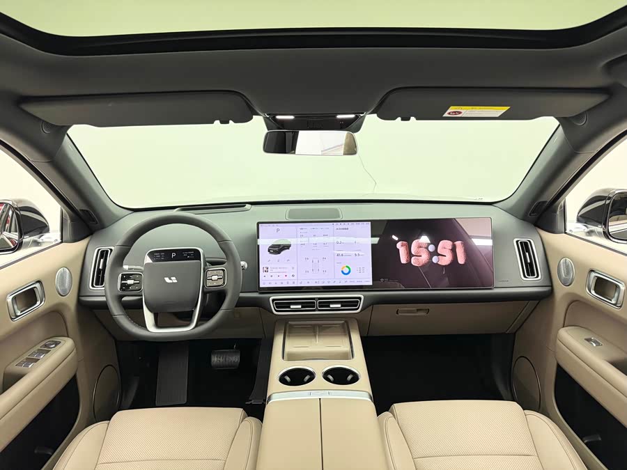 Li L6 2025 صورة سيارة #15