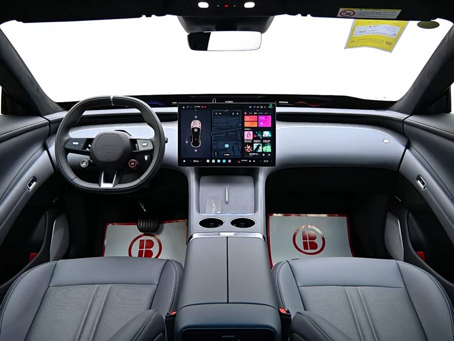 MI YU7 2025 image de voiture #15