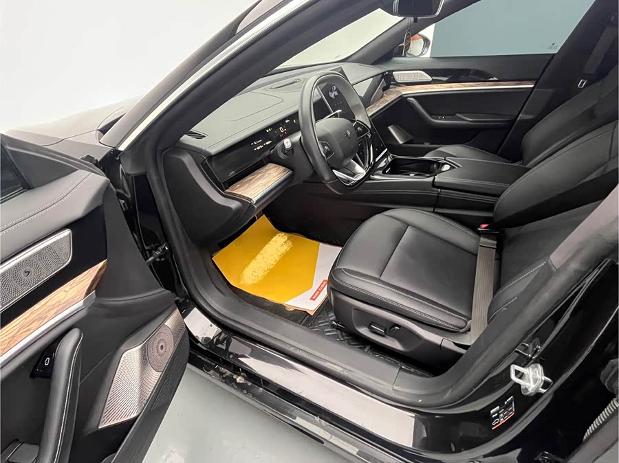 哪吒汽车 哪吒S 2023 汽车图片 #15