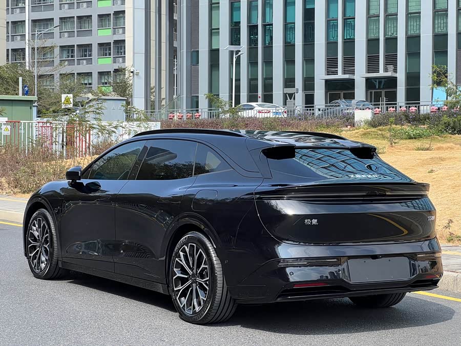 极氪 极氪007 2025 汽车图片 #15