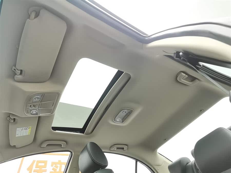 GEELY Emgrand 2017 car image #15