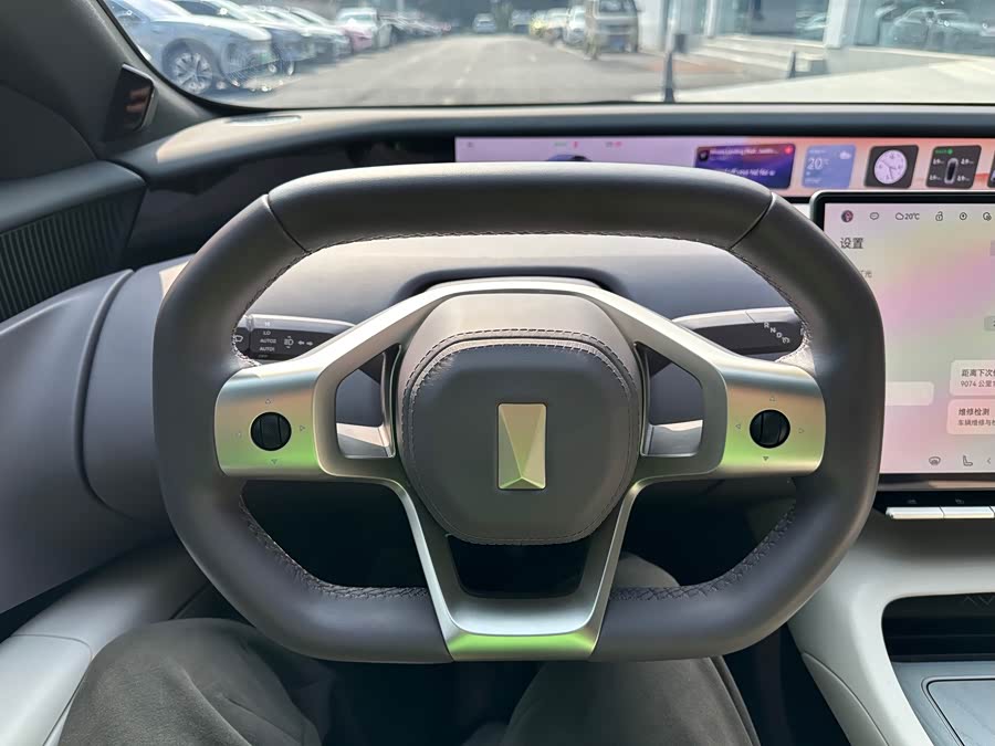 Avatr 12 2024 #15 Avatr 12 2024 car image #15