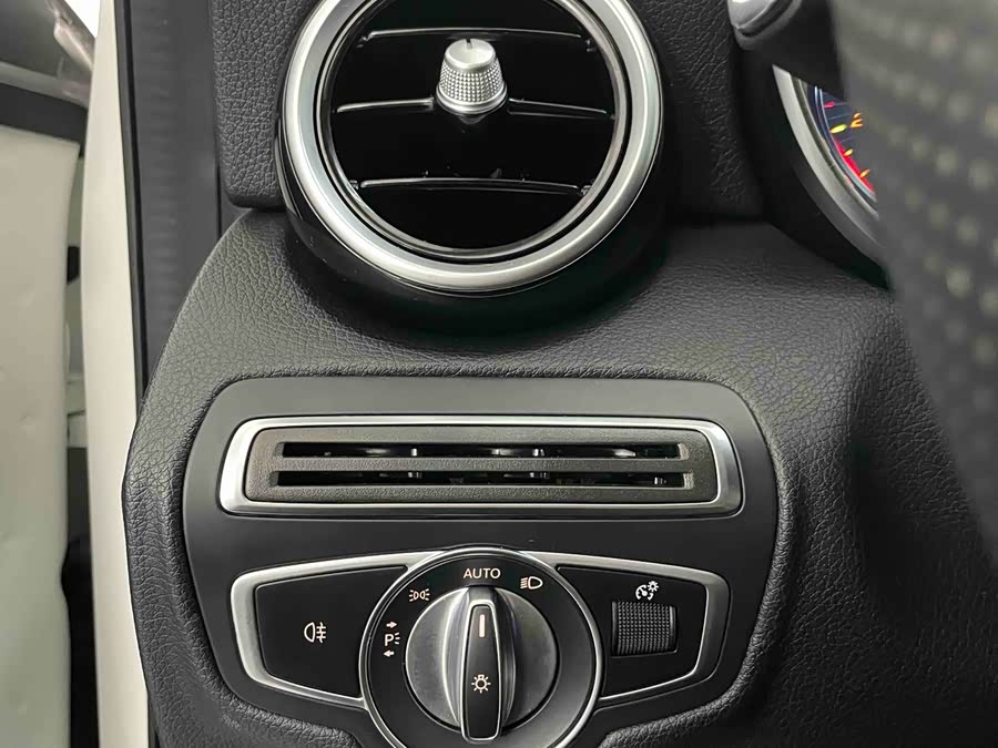 Mercedes-Benz C Class 2021 #15 Mercedes-Benz C Class 2021 car image #15