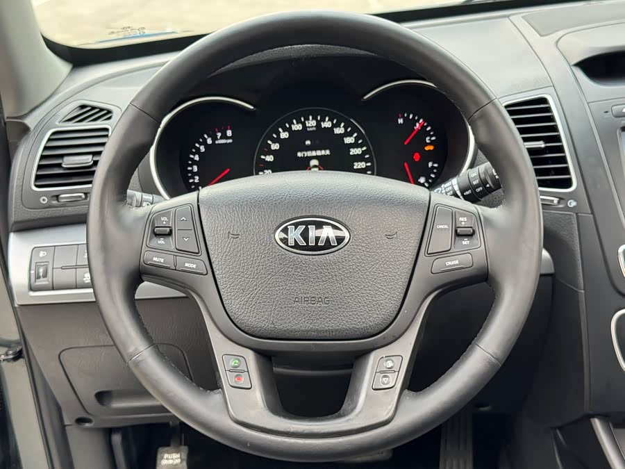Kia Sorento 2013 immagine di auto #15