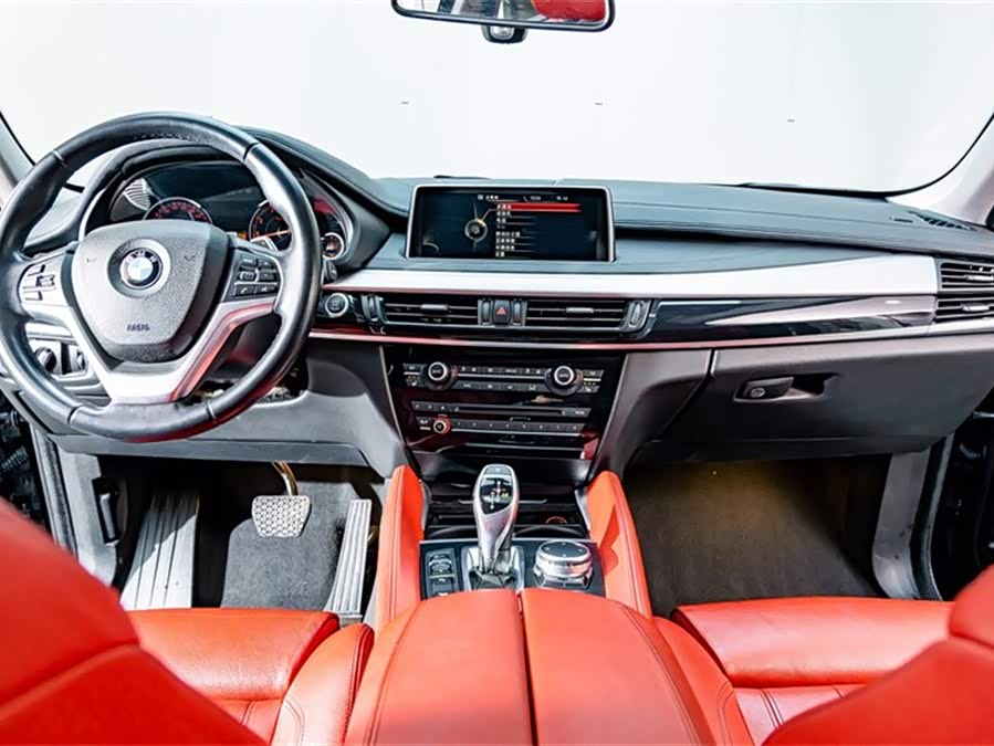 BMW X6 2019 immagine di auto #15