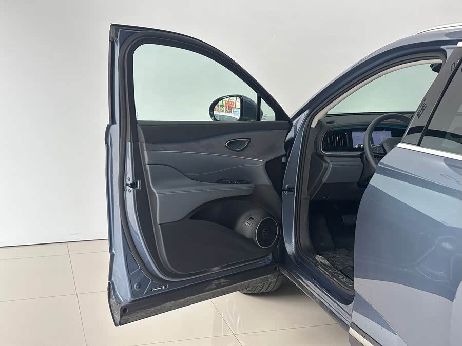 BYD Sea Lion 07 DM-i 2025 car image #15