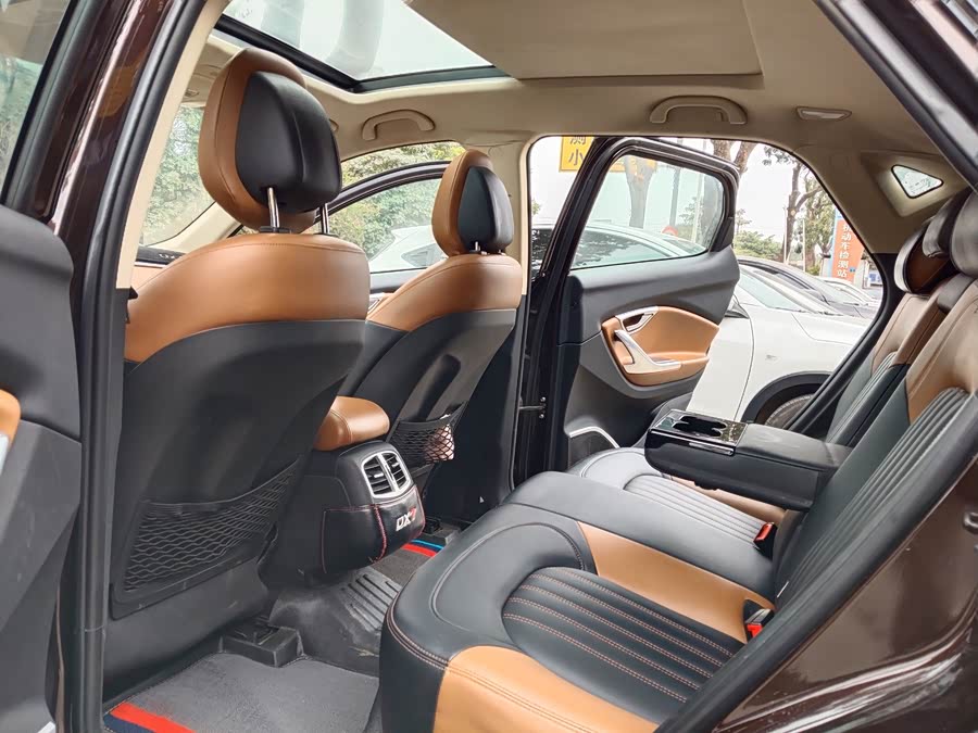 Soueast DX7 2016 car image #15