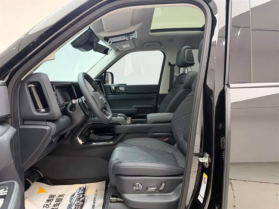 FangChengBao Leopard 5 2025 car image #15