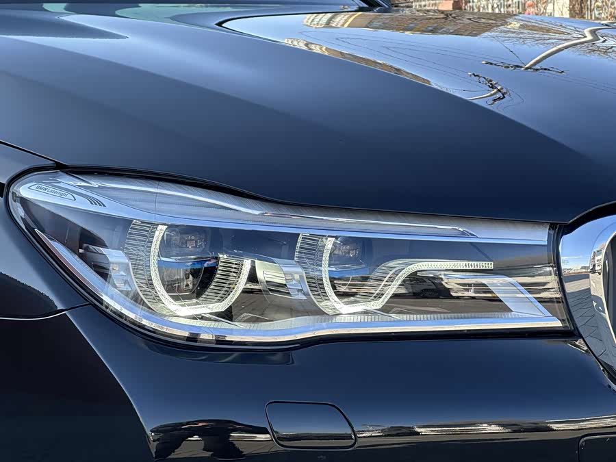 BMW 7 Series 2016 car image #15