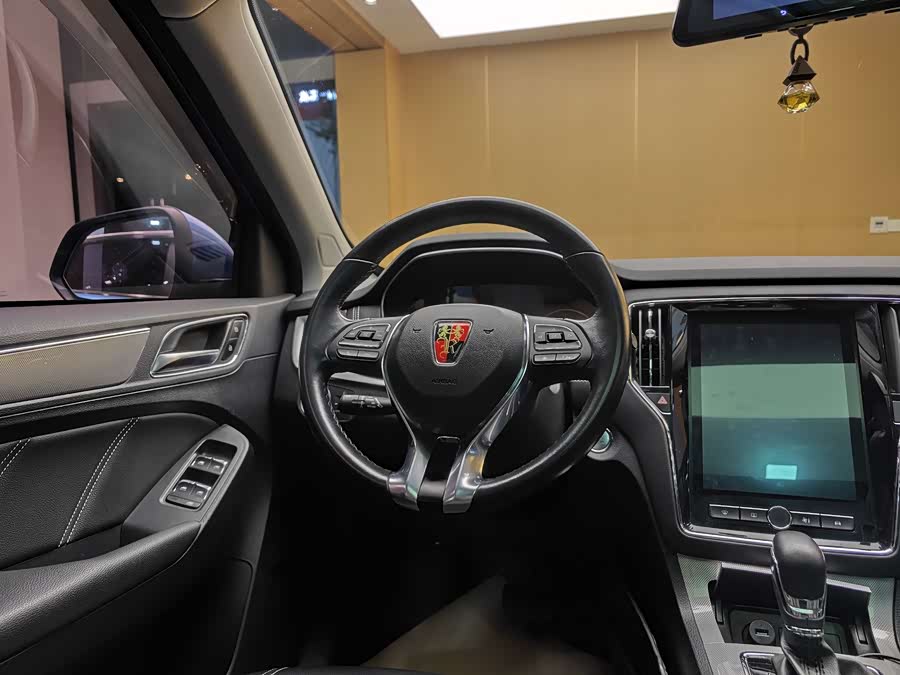 Roewe RX5 2019 изображение автомобиля #15