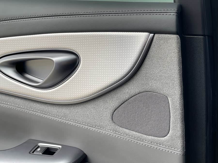 BYD Seal 07 DM-i 2024 immagine di auto #15