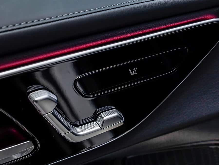 Mercedes-Benz GLC Coupe 2025 car image #15