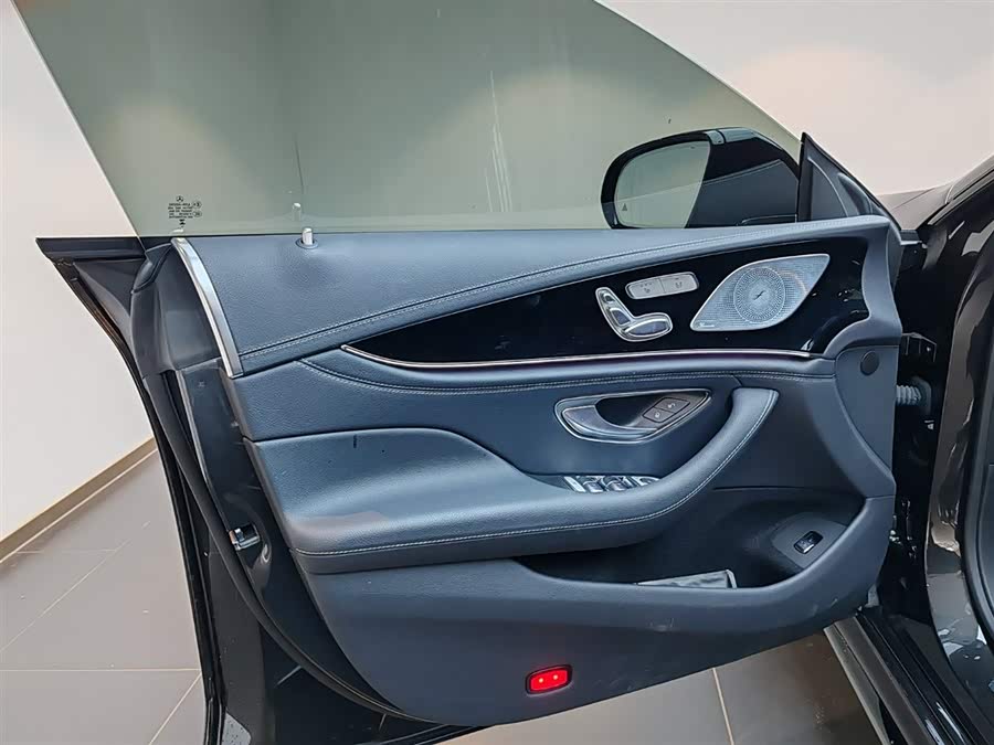 奔驰 AMG GT 2025 #15 奔驰 AMG GT 2025 汽车图片 #15