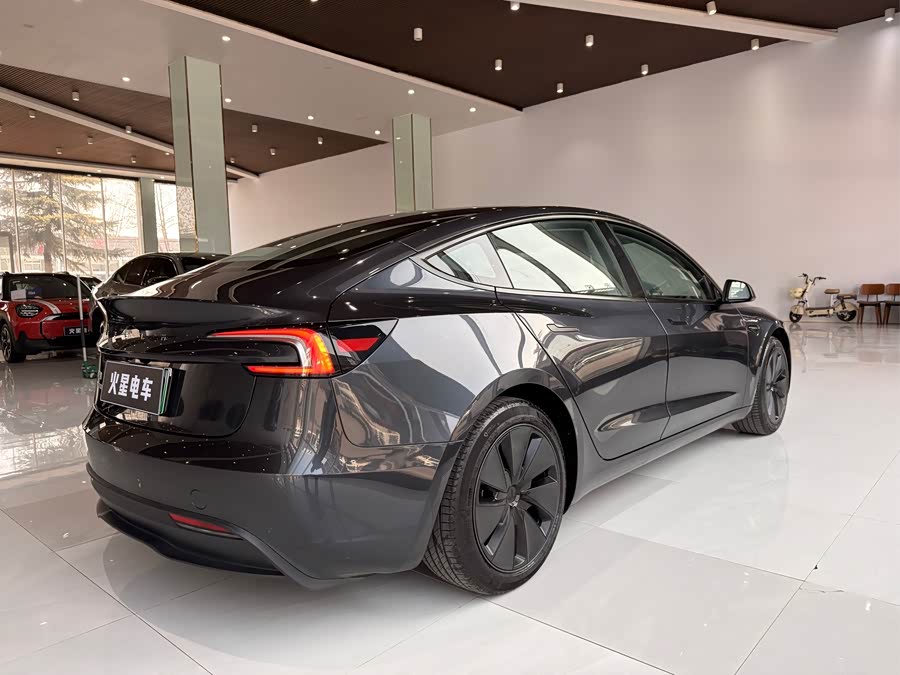 特斯拉 Model 3 2024 汽车图片 #15