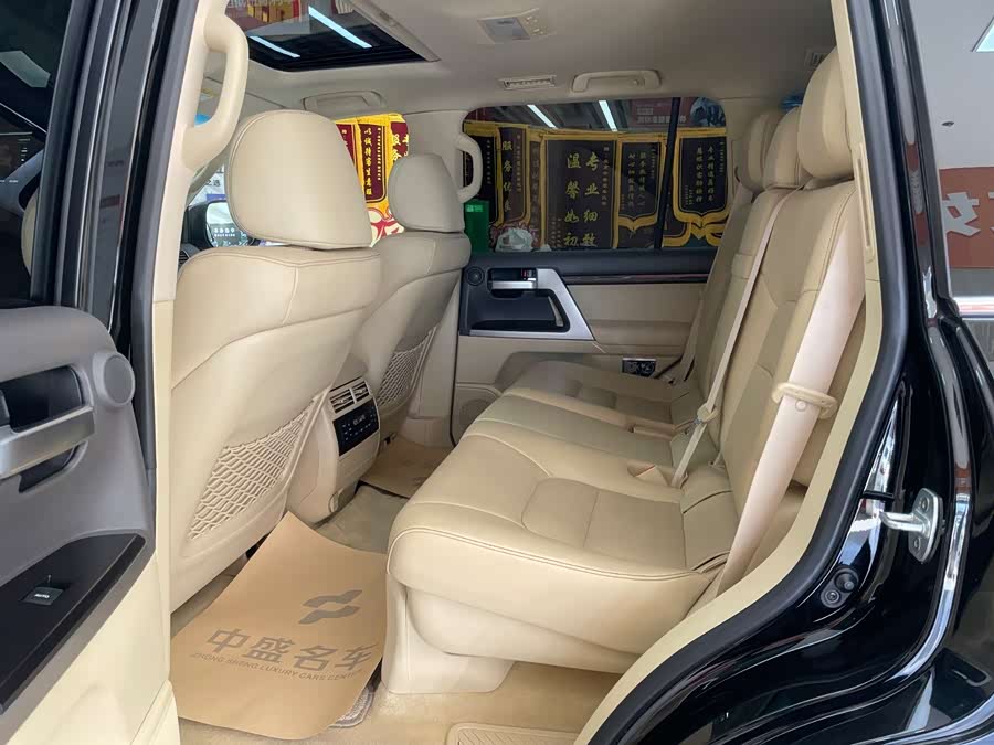 Toyota Land Cruiser 2016 car image #15