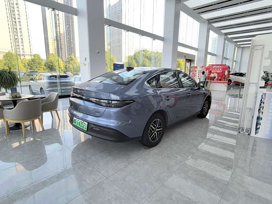 BYD Seal 05 DM-i 2025 car image #15