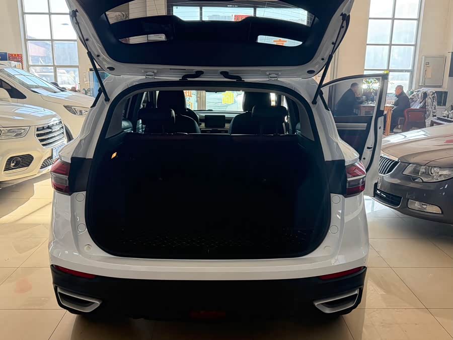 GEELY Coolray 2021 #15 GEELY Coolray 2021 car image #15
