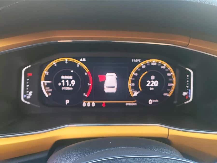 Volkswagen T-Cross 2019 car image #15