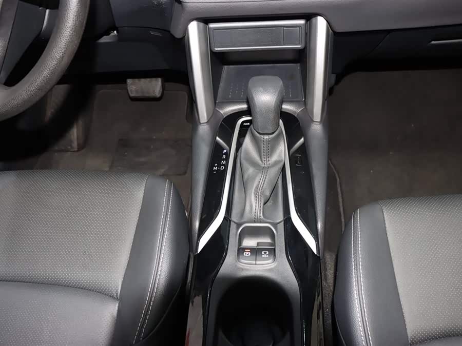 Toyota Frontlander 2023 car image #15