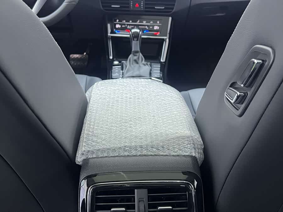 Volkswagen Passat car image #15