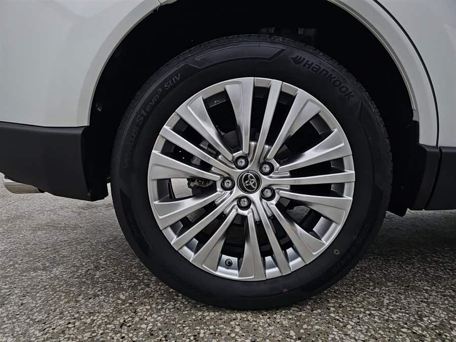 Toyota Harrier 2024 #15 Toyota Harrier 2024 car image #15