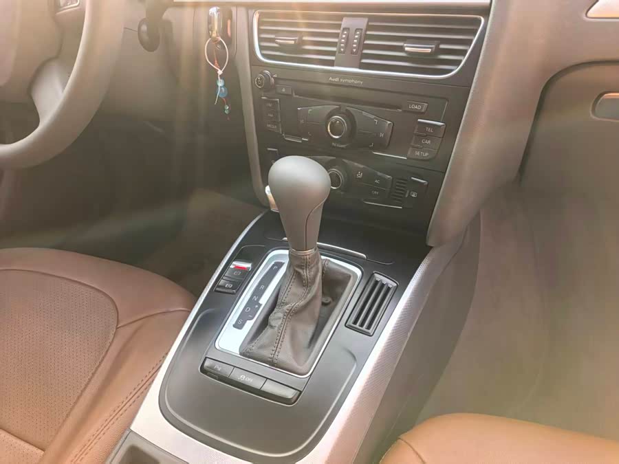 奥迪 奥迪A4L 2012 汽车图片 #15