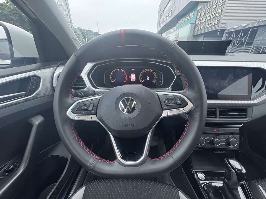 Volkswagen Tacqua 2022 car image #15