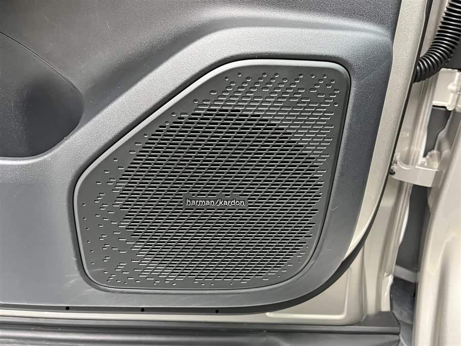 Lynk & Co 08 EM-P 2024 car image #15