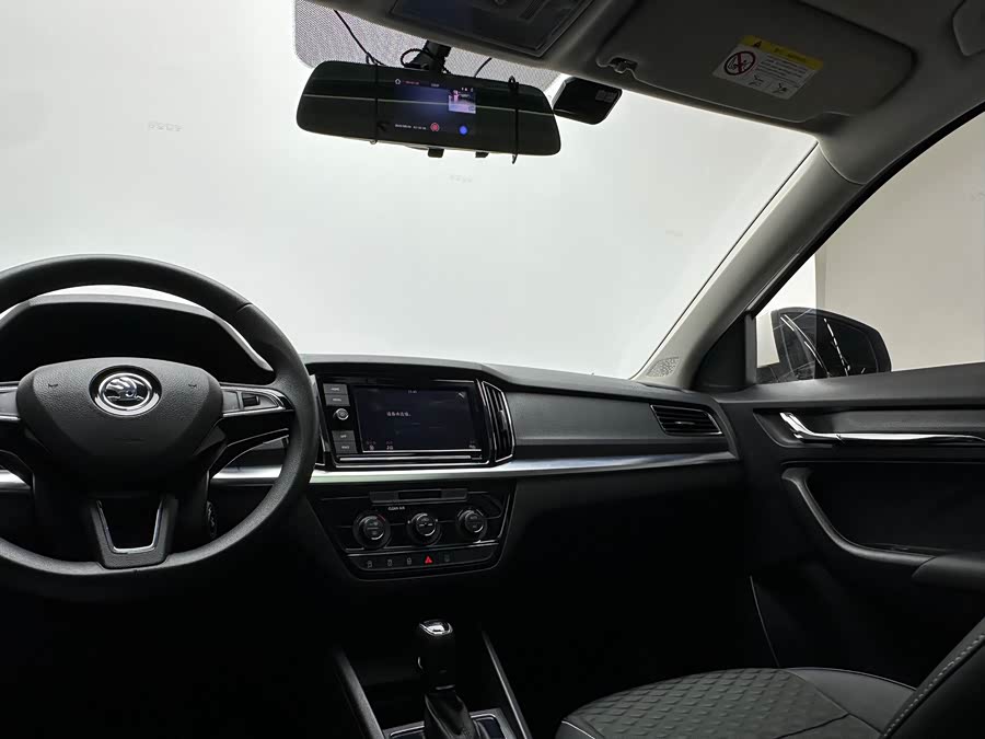 Skoda Kamiq 2018 #15 Skoda Kamiq 2018 car image #15