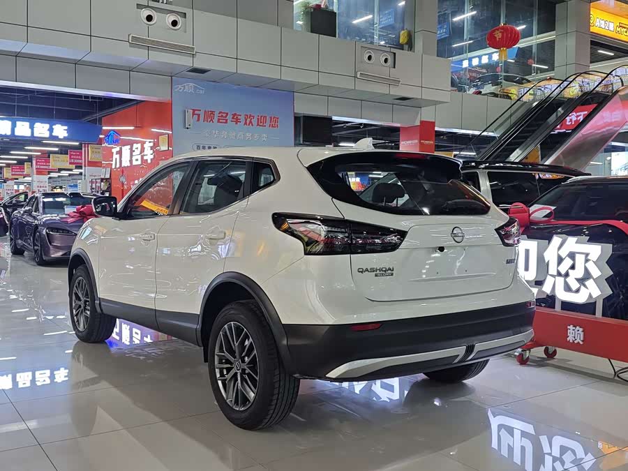 Nissan Qashqai 2025 car image #15