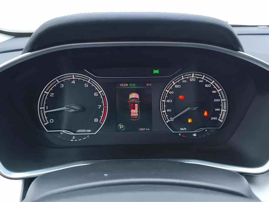 GEELY Coolray 2025 car image #15