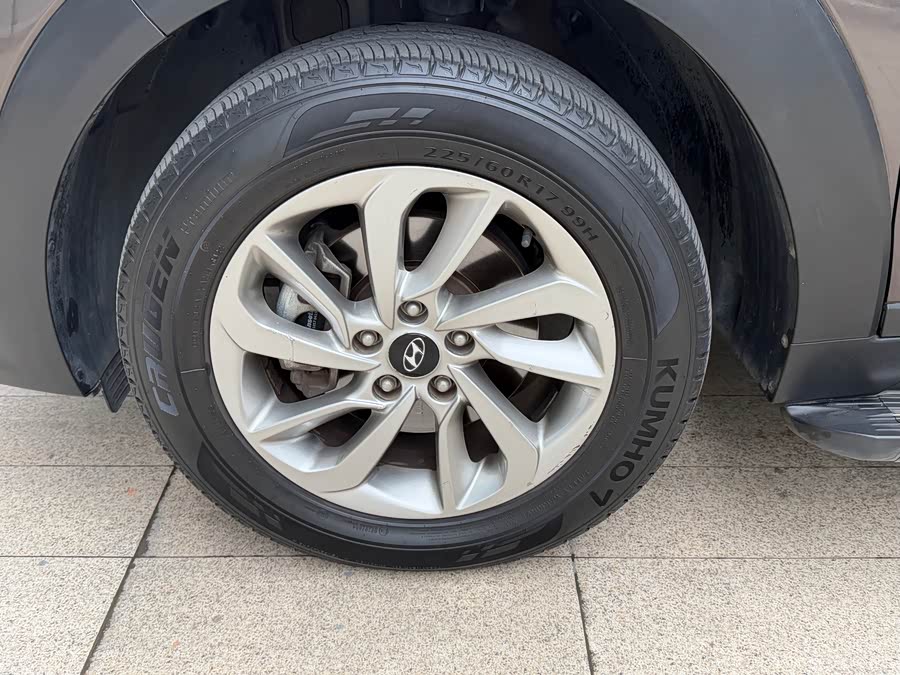 Hyundai Tucson 2016 car image #15