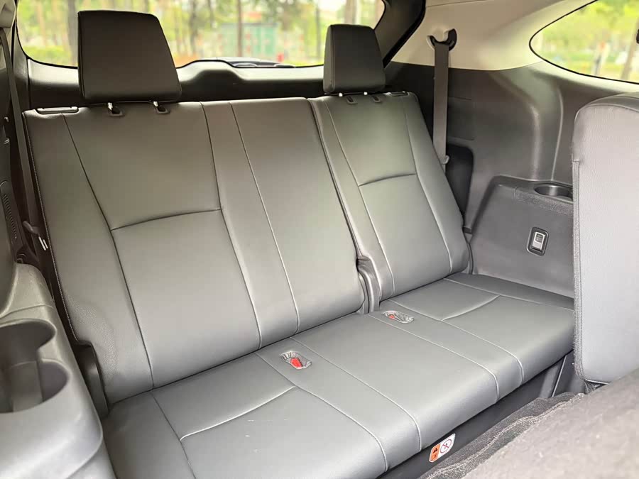 Toyota Highlander 2023 car image #15