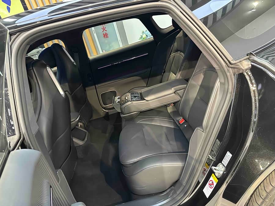 Avatr 12 2024 car image #15