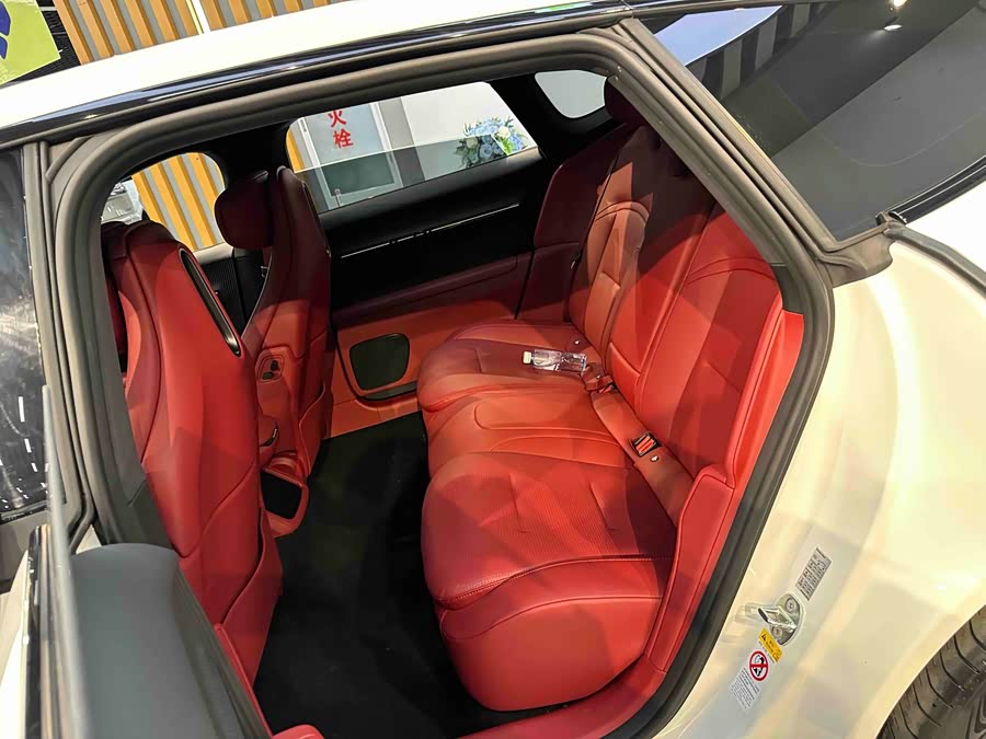 Avatr 12 2025 car image #15